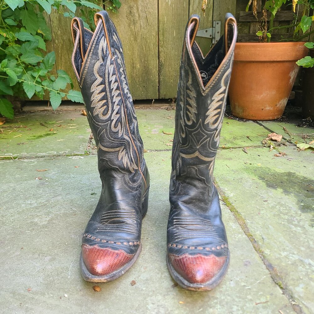 Cowboys boots black and lizard justin